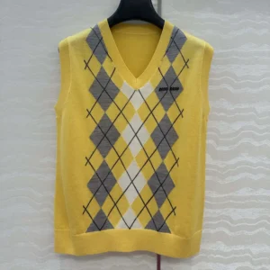 Miu Miu Women Cashmere Vest MMV296174BF0010