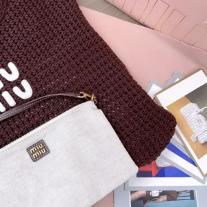 Miu Miu Women Ivy Raffia-Effect Woven Tote Bag 5BG231ACQY