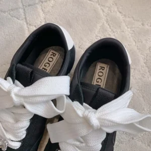 Roger Vivier Women Viv Low Sneakers in Suede-Black