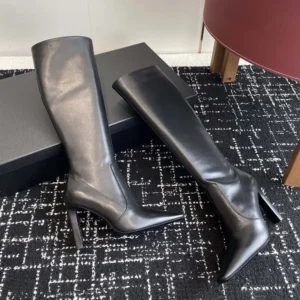 Saint Laurent YSL Women Francoise Boots In Smooth Leather-Black
