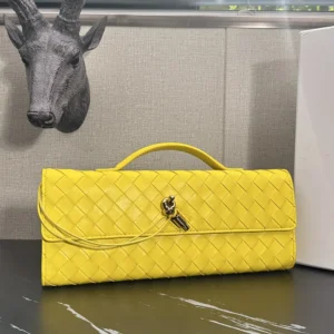 Bottega Veneta Women Andiamo Clutch in Intrecciato Leather-Yellow 741511VC