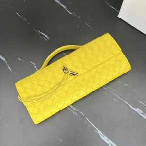 Bottega Veneta Women Andiamo Clutch in Intrecciato Leather-Yellow 741511VC