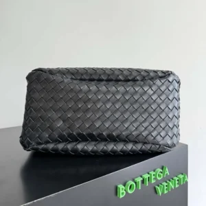 Bottega Veneta Women Medium Campana-Black 844249V
