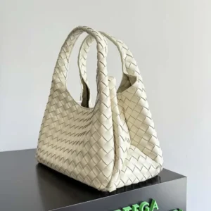 Bottega Veneta Women Medium Campana-White 844249V