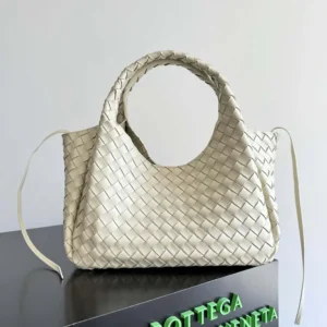 Bottega Veneta Women Medium Campana-White 844249V