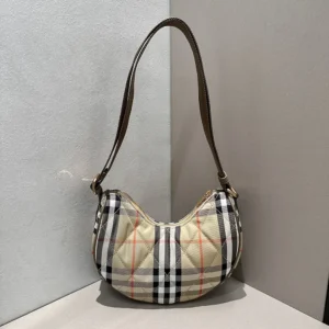 Burberry Women Horseshoe Crossbody Bag​ 81113081