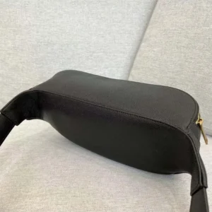Saint Laurent YSL Unisex Cassandre Classic Belt Bag in Shiny Leather-Black