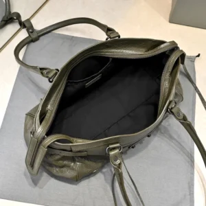 Balenciaga Women Le City Bag East-West In Army Green 8457042A