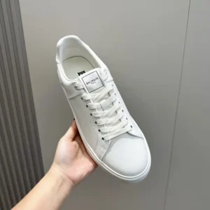 Balmain Unisex B Court Trainers in Calfskin-White FM1VI288LVTR
