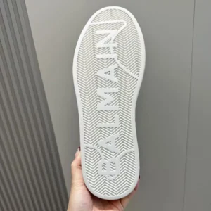 Balmain Unisex B Court Trainers in Calfskin-White FM1VI288LVTR