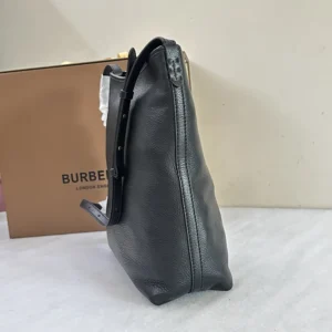 Burberry Unisex Small Highlands Shoulder Bag-Black 81147721