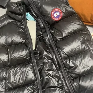 Canada Goose Women Crofton Vest with Recycled Feather-Light-Ripstop-Black