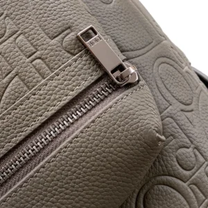 Dior Men Rider 2.0 Zipped Backpack Gray Dior Gravity Leather and Gray Grained Calfskin
