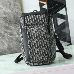 Dior Men Rider Soft Zipped Backpack Beige and Black Dior Oblique Jacquard with Black Grained Calfskin