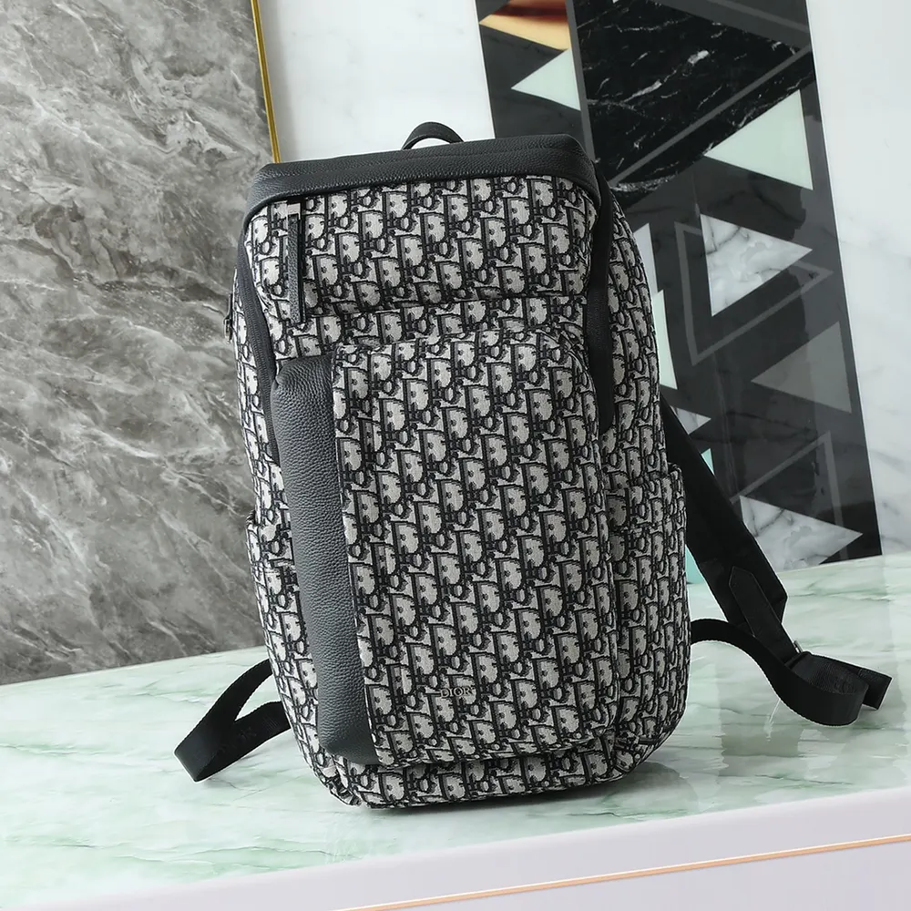 Dior Men Rider Soft Zipped Backpack Beige and Black Dior Oblique Jacquard with Black Grained Calfskin
