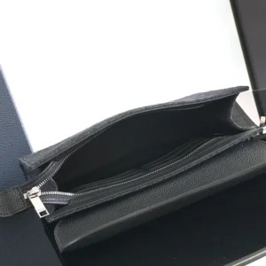 Dior Men Saddle A5 Triangle Pouch Beige and Black Dior Oblique Jacquard with Black Grained Calfskin