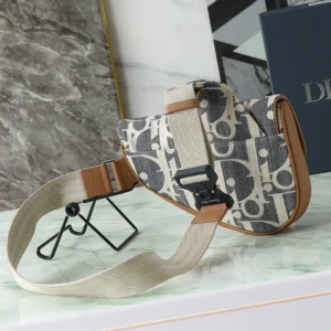 Dior Men Saddle Bag Blue and Beige Raffia-Effect Dior Oblique Denim