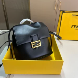 Fendi Women Cappuccino Black Leather Backpack 8BZ057A