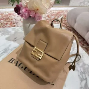 Fendi Women Cappuccino Brown Leather Backpack 8BZ057A