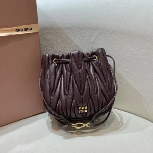 Miu Miu Women Matelassé Nappa Leather Pouch-Burgundy 5ND022 6 Miu Miu Women Matelassé Nappa Leather Pouch-Burgundy 5ND022 (2)