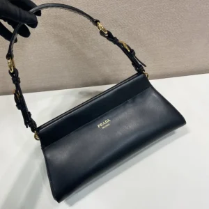 Prada Women Enchaîné Medium Leather Bag-Black 1BC2622HIA