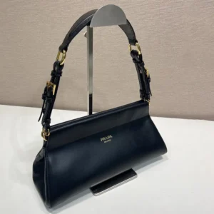 Prada Women Enchaîné Medium Leather Bag-Black 1BC2622HIA