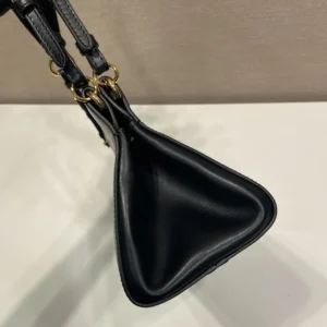 Prada Women Enchaîné Medium Leather Bag-Black 1BC2622HIA