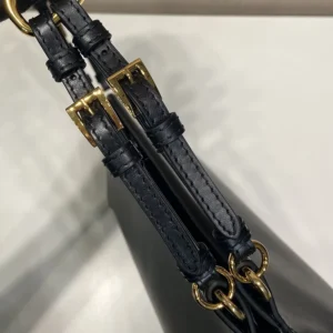 Prada Women Enchaîné Medium Leather Bag-Black 1BC2622HIA