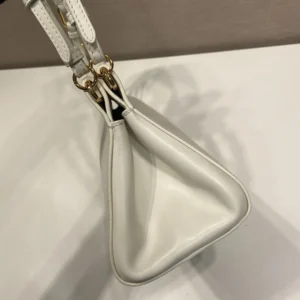Prada Women Enchaîné Medium Leather Bag-White 1BC2622HIA
