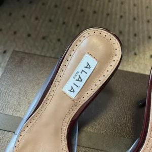 Alaia Women Le Cœur Mules In Patent Leather-Maroon AA3M053