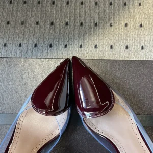 Alaia Women Le Cœur Mules In Patent Leather-Maroon AA3M053