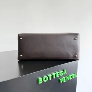 Bottega Veneta Women Medium Ciao Ciao-Chocolate 817231V