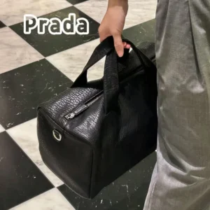 Prada Unisex Nappa Leather Duffle Bag-Black 2VC045