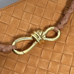 Bottega Veneta Women Large Andiamo-Brown 766019V1QE62598