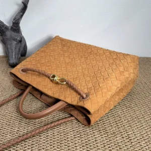 Bottega Veneta Women Large Andiamo-Brown 766019V1QE62598