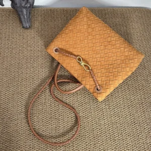 Bottega Veneta Women Large Andiamo-Brown 766019V1QE62598