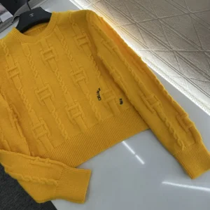 Celine Men Crewneck Sweater In Chains Cashmere-Yellow RY0MF0Y51