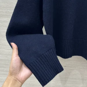 Celine Men V-Neck Sweater in Cashmere RY0RC0V09