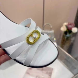 Dior Women 30M Slide White Calfskin KCO520CFY