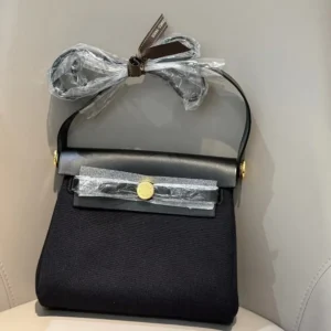 Hermes Women Herbag Zip 20 Bag-Black/Gold