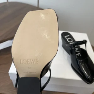 Loewe Women Onda Mule In Brushed Calfskin-Black IDLOND379X05