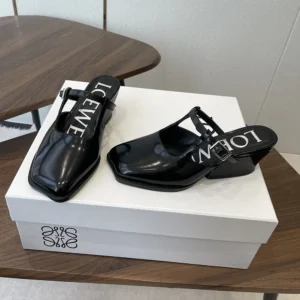 Loewe Women Onda Mule In Brushed Calfskin-Black IDLOND379X05