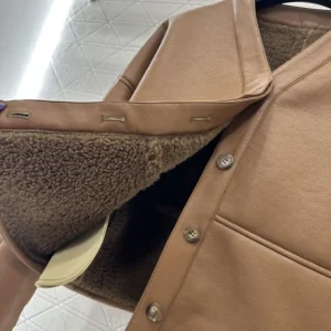 Loewe Women Pebble Cardigan In Shearling-Brown IDS359Y2SL49