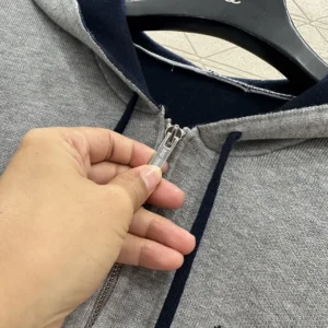 Miu Miu Wome Cashmere Cardigan Hoodie MMF00T