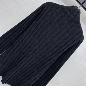 Miu Miu Women Wool And Cashmere Cardigan MMF01K17JAF0308