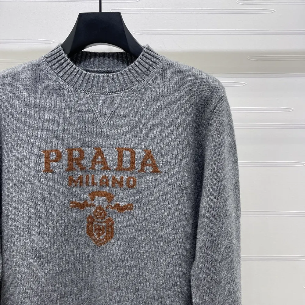 Prada Men Cashmere and Wool Prada Logo Crew-neck Sweater-Slate Gray 5 Prada Women Cashmere and wool Prada logo crew-neck sweater-Slate Gray