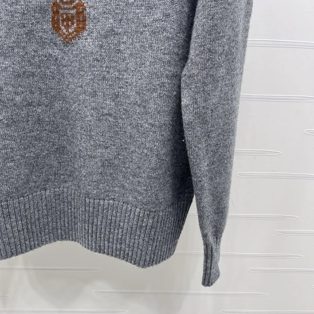 Prada Men Cashmere and Wool Prada Logo Crew-neck Sweater-Slate Gray 7 Prada Women Cashmere and wool Prada logo crew-neck sweater-Slate Gray