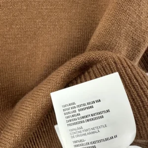 Prada Women Wool And Cashmere Crew-Neck Sweater P24V2B18M6