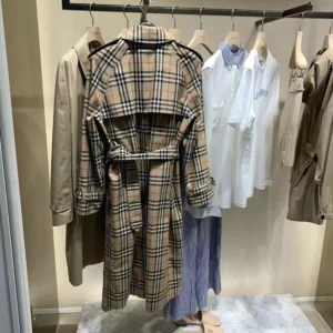 Burberry Women Burberry Women Check Trench Coat-Sandy