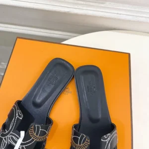 Hermes Women Oran sandal in "Panoplie Equestre" Embroidered Calfskin-Black